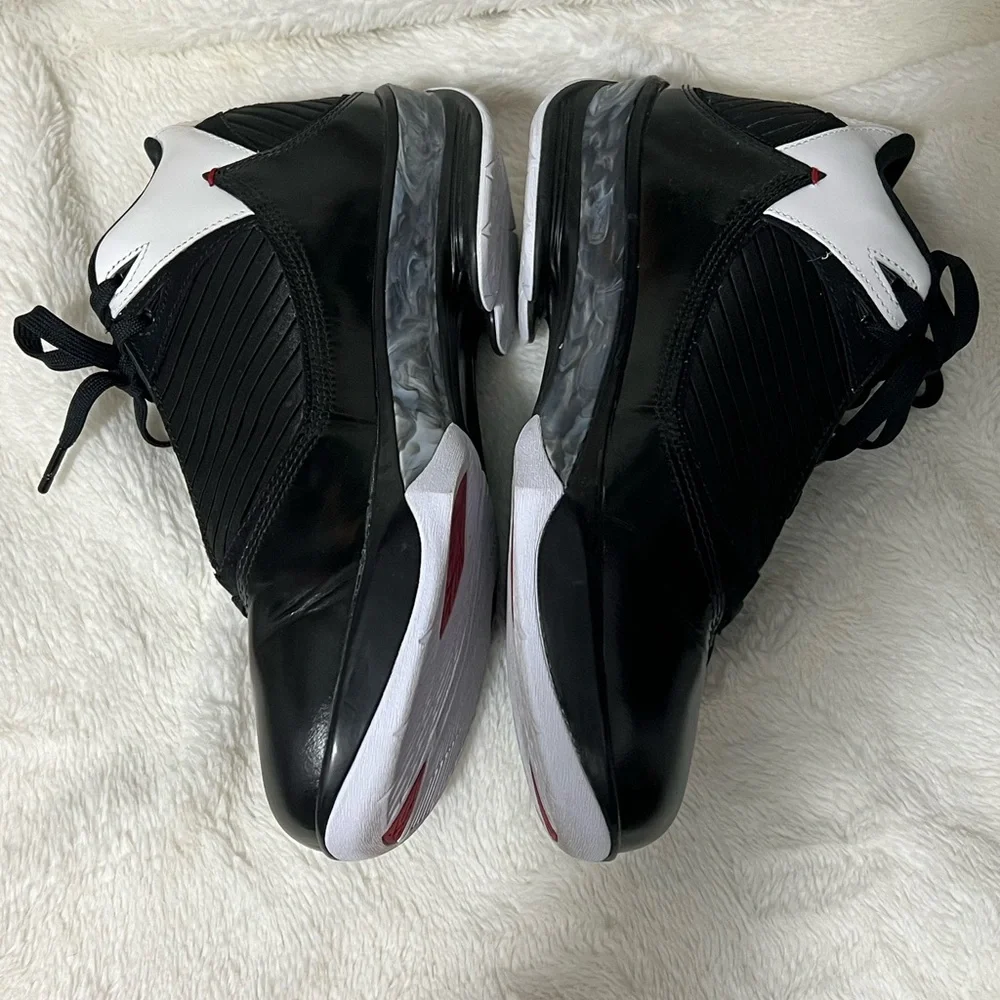2009 Nike Jordan 'Black White' 343084-062 Men’s 8.5